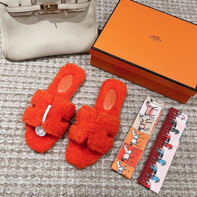 Hermes Slippers